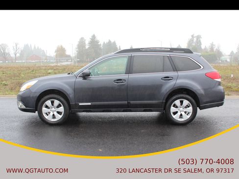 Used 2010 Subaru Outback 2.5i Premium AWD/4WD image 2