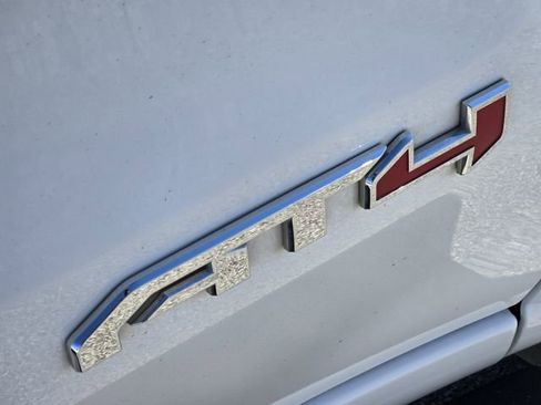 Used 2024 GMC Sierra 1500 AT4 w/ Technology Package image 13