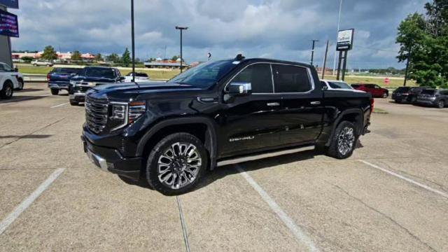 Certified 2023 GMC Sierra 1500 Denali Ultimate AWD/4WD image 3