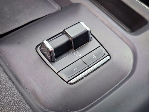 Certified 2024 GMC Sierra 2500 AT4 w/ AT4 Preferred Package image 29