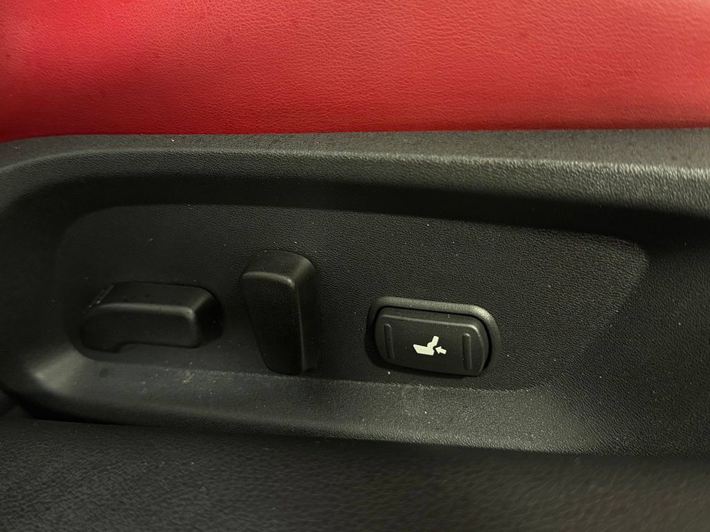 Used 2022 INFINITI Q60 Red Sport 400 w/ Proactive Package RWD image 25