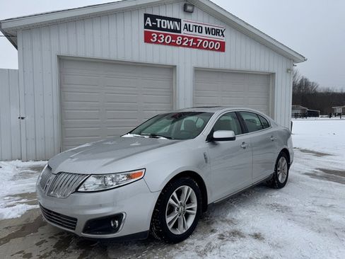 Used 2010 Lincoln MKS 4D Sedan image 1