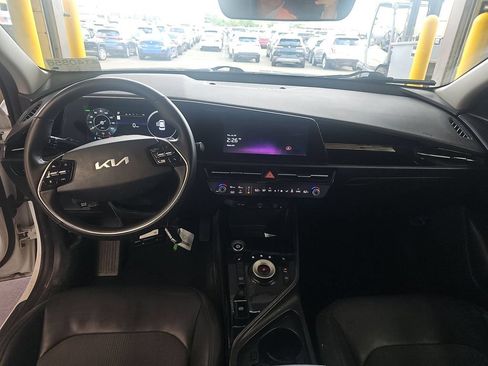 Used 2023 Kia Niro Wind FWD image 6
