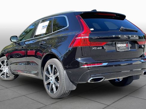 Used 2021 Volvo XC60 T5 Inscription w/ Protection Package FWD image 10