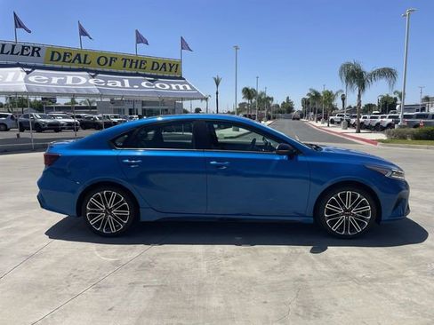 Used 2023 Kia Forte GT w/ GT2 Package FWD image 9