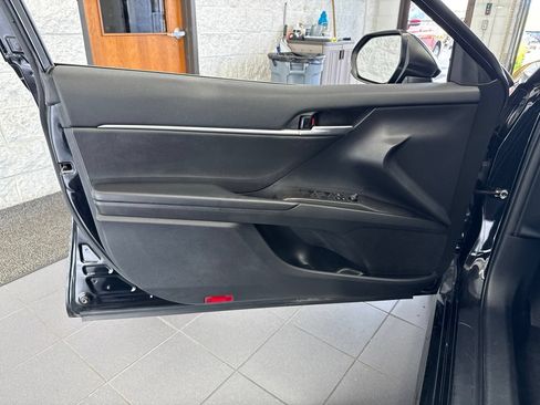 Used 2023 Toyota Camry LE FWD image 34