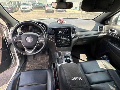 Used 2020 Jeep Grand Cherokee Limited AWD/4WD image 10