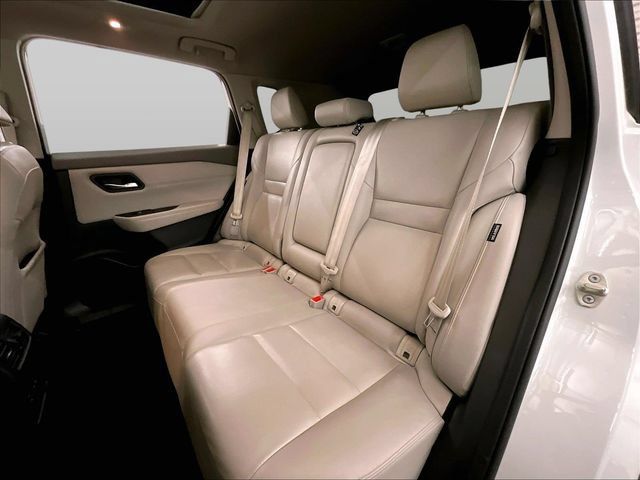 Used 2022 Nissan Rogue SL FWD image 26