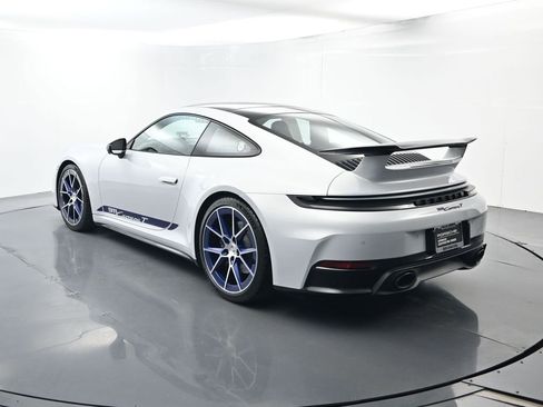 Certified 2026 Porsche 911 Carrera T image 3