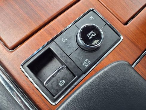 Certified 2022 Lincoln Navigator Reserve AWD/4WD image 22