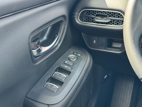 New 2026 Honda HR-V EX-L image 10