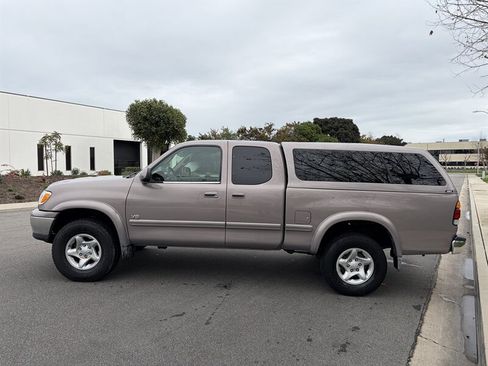 Used 2002 Toyota Tundra Limited image 9