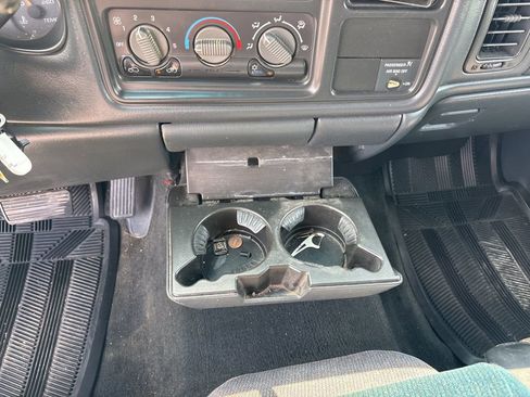 Used 2000 GMC Sierra 1500 SLE image 27