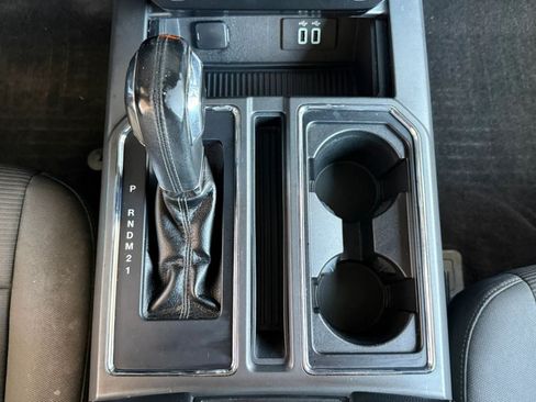 Used 2016 Ford F150 XLT w/ Equipment Group 302A Luxury AWD/4WD image 49