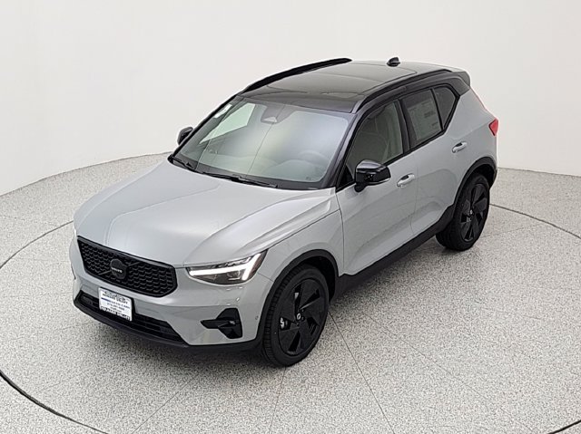 New 2026 Volvo XC40 B5 Ultra w/ Protection Package Premier AWD/4WD image 13