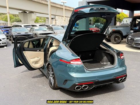 Used 2022 Kia Stinger GT1 RWD image 28