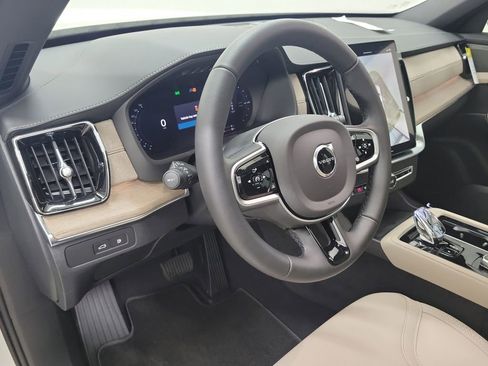 New 2026 Volvo XC90 T8 Plus AWD/4WD image 21