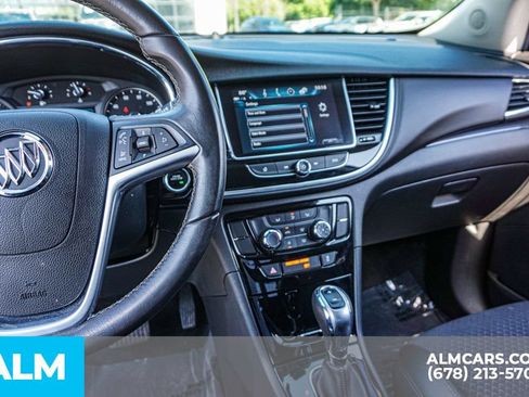 Used 2021 Buick Encore Preferred AWD/4WD image 31