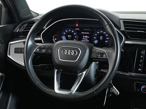 Certified 2023 Audi Q3 2.0T Premium image 10