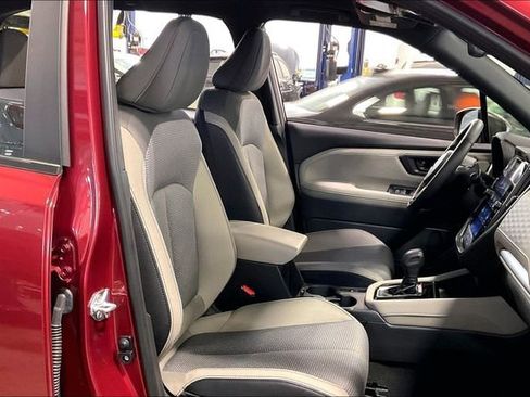 Used 2025 Subaru Forester Premium image 7