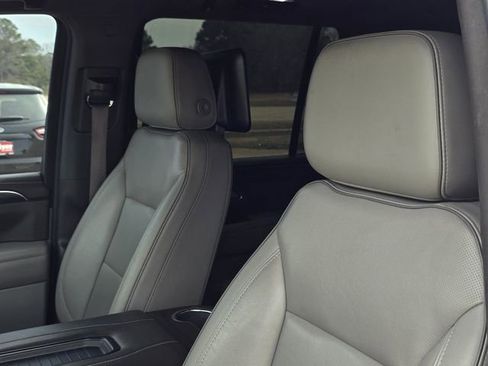 Used 2021 GMC Yukon SLT w/ SLT Premium Package image 28