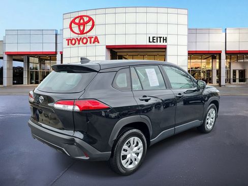 Used 2023 Toyota Corolla Cross L image 5