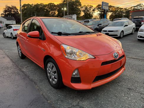 Used 2013 Toyota Prius C Two image 1
