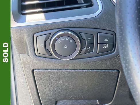 Used 2020 Ford Edge ST-Line FWD image 25