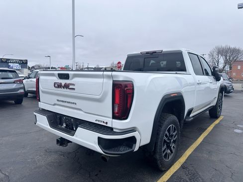 Used 2022 GMC Sierra 2500 AT4 w/ AT4 Premium Plus Package image 8