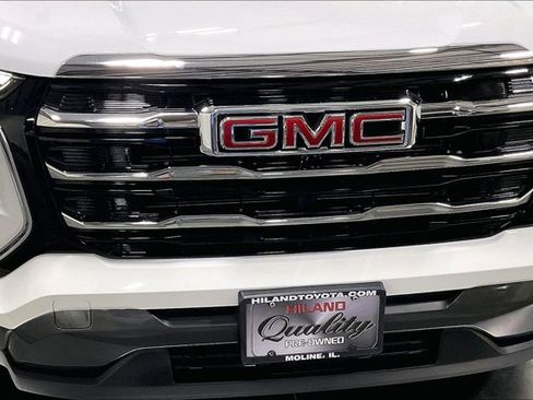 Used 2025 GMC Terrain Elevation AWD/4WD image 30