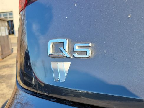 Used 2018 Audi Q5 2.0T Premium Plus w/ Premium Plus Package image 7