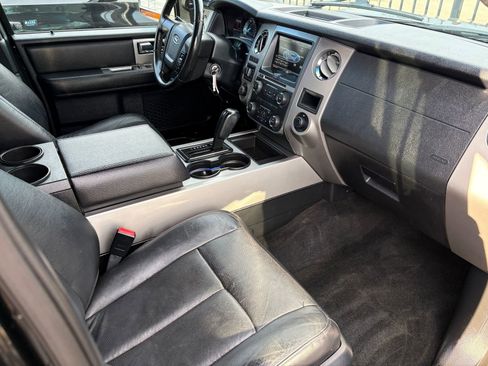 Used 2015 Ford Expedition EL XLT w/ Equipment Group 202A image 27