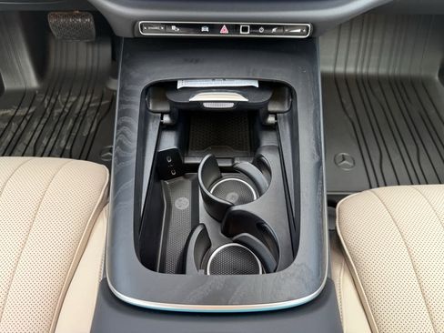 New 2026 Mercedes-Benz E 450 4MATIC Sedan image 14
