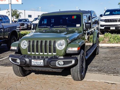 Certified 2022 Jeep Gladiator Overland w/ Trailer Tow Package image 4