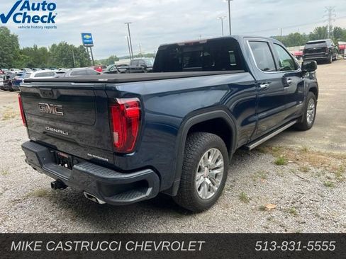 Used 2023 GMC Sierra 1500 Denali w/ Technology Package AWD/4WD image 3