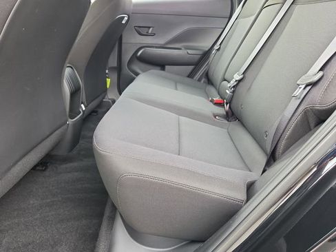 Used 2025 Hyundai Kona SE FWD image 13