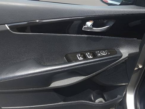 Used 2019 Kia Sorento EX AWD/4WD image 8