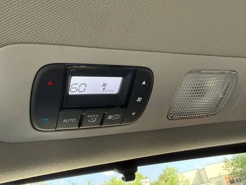 Used 2016 Honda Odyssey EX image 18