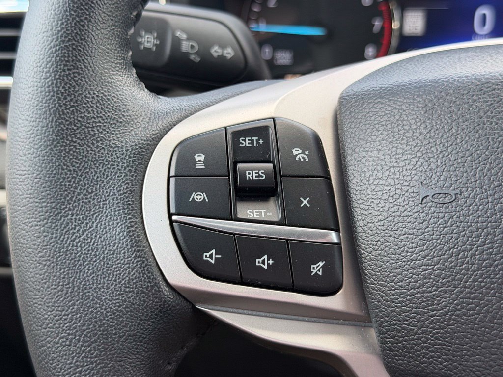 Certified 2023 Ford Explorer Limited w/ Limited Technology Package RWD image 33