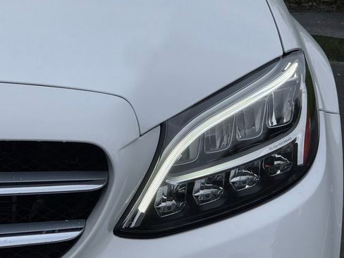 Used 2020 Mercedes-Benz C 300 4MATIC Sedan image 5