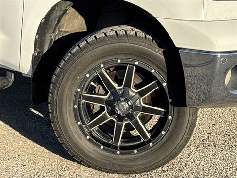 Used 2013 Toyota Tundra Platinum image 33