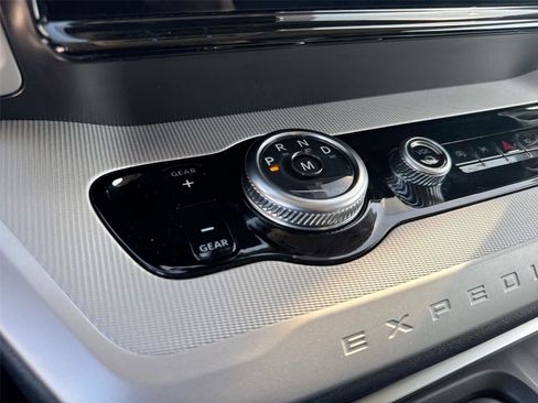 Certified 2025 Ford Expedition Active RWD image 20
