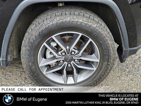 Used 2020 Jeep Grand Cherokee Limited w/ Luxury Group II AWD/4WD image 9