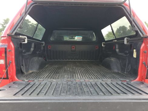 Used 2018 Chevrolet Silverado 1500 LT w/ All Star Edition AWD/4WD image 8