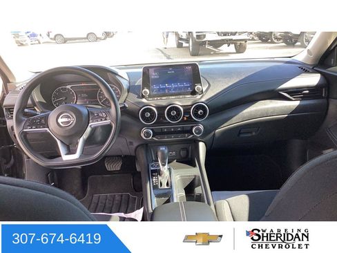 Used 2024 Nissan Sentra SV FWD image 9