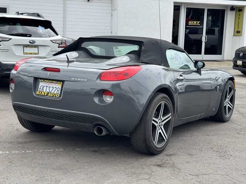 Used 2009 Pontiac Solstice Convertible w/ Premium Package RWD image 10