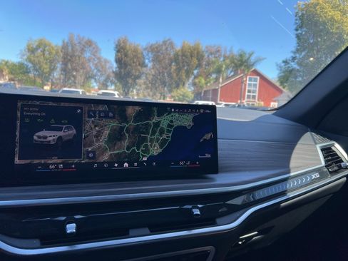 Used 2024 BMW X5 sDrive40i w/ Parking Assistance Package image 19