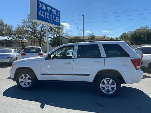 Used 2008 Jeep Grand Cherokee Laredo w/ Driver Convenience Group image 13