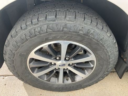 Used 2019 Ford Expedition XLT w/ Equipment Group 202A image 7