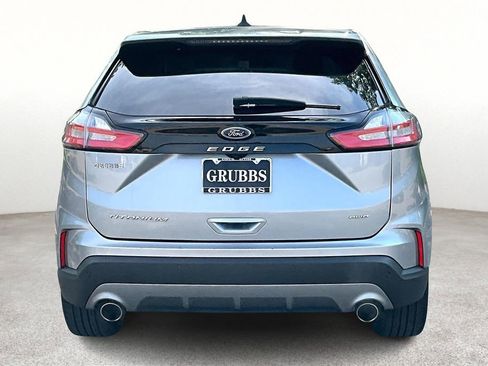 Used 2024 Ford Edge Titanium image 6